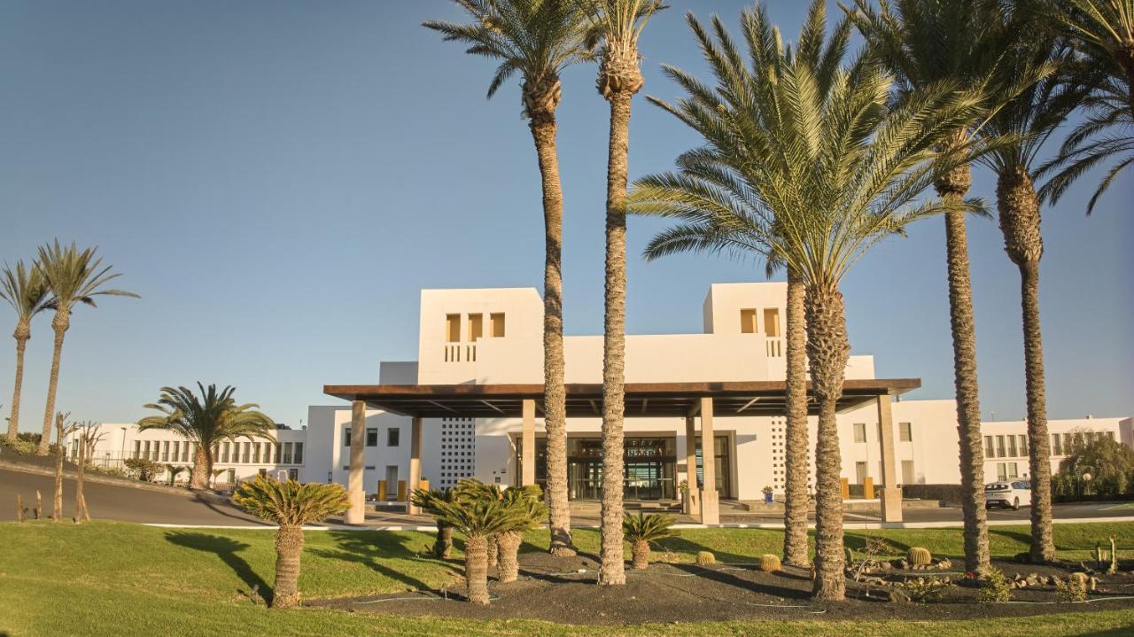 Secrets Lanzarote Resort & Spa - Adults Only Puerto Calero Exteriér fotografie The main entrance of the hotel